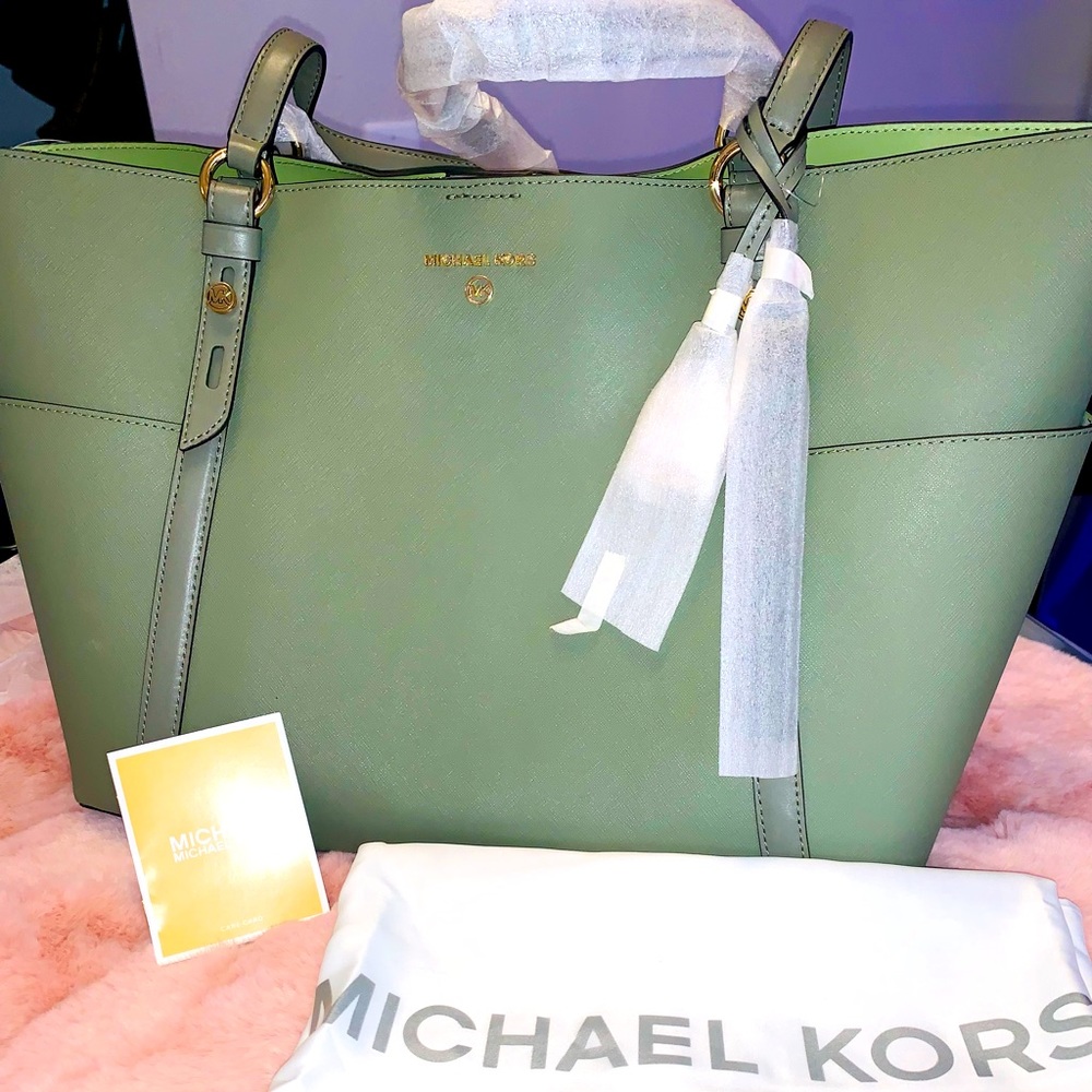 Michael Kors- Nomad Tote- Army Green
